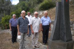 Polaganje vijenaca na spomenik u Mrčevcu